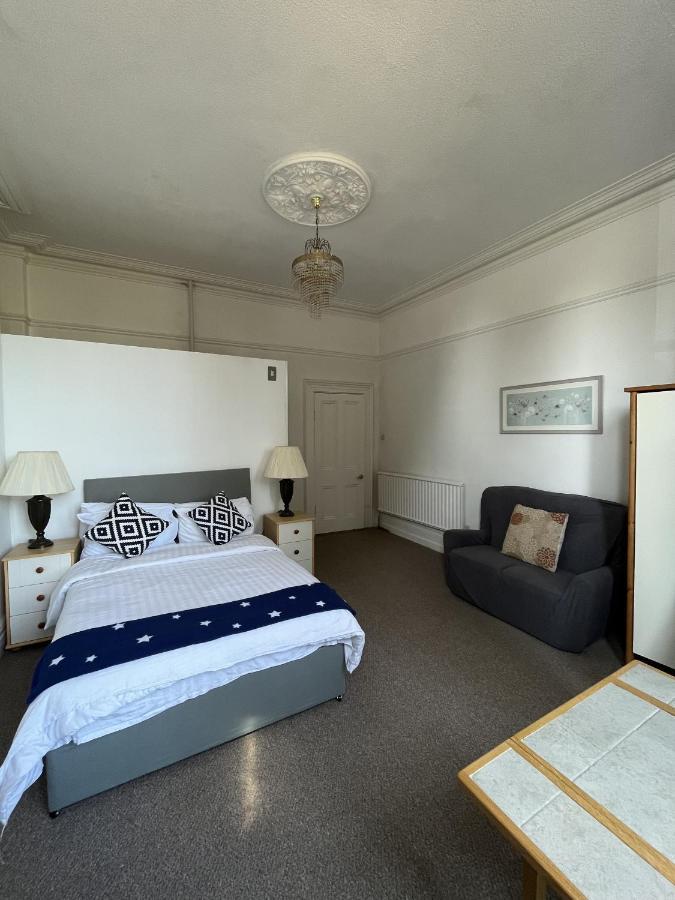 Ensuite Double Room, By Swansea University, Sketty, R2 Buitenkant foto